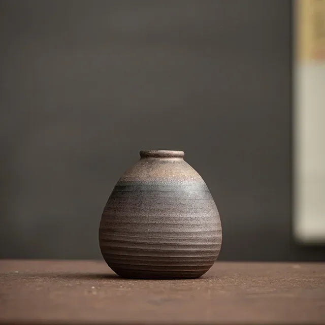 Handcrafted Modern Minimalist Ceramic Vase